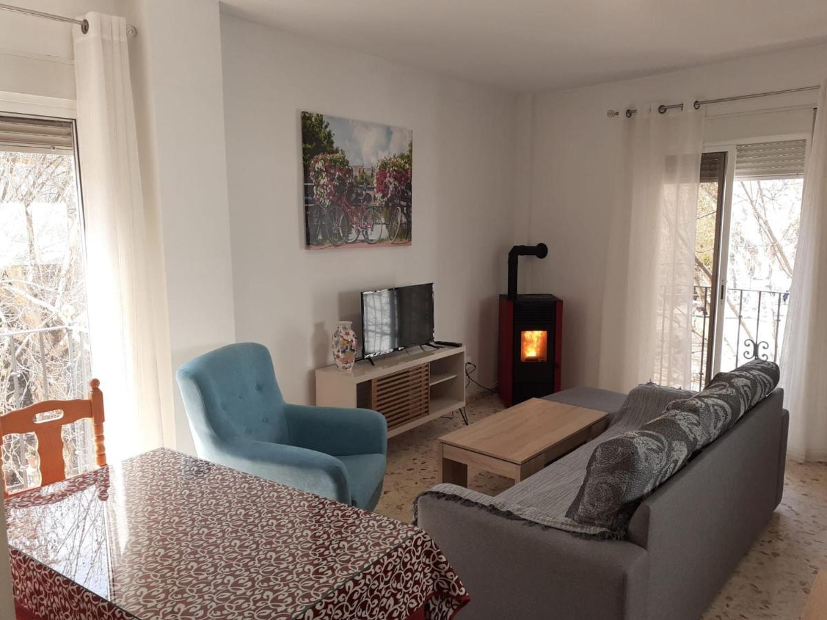 Apartamentos Pinos Genil Bagian luar foto