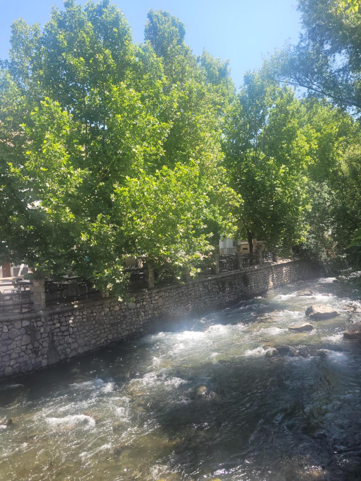 Apartamentos Pinos Genil Bagian luar foto